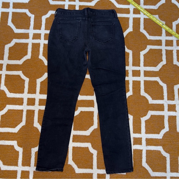 Old Navy Womens Size 6 Regular Sweetheart Black Denim Jeans - Picture 2 of 6